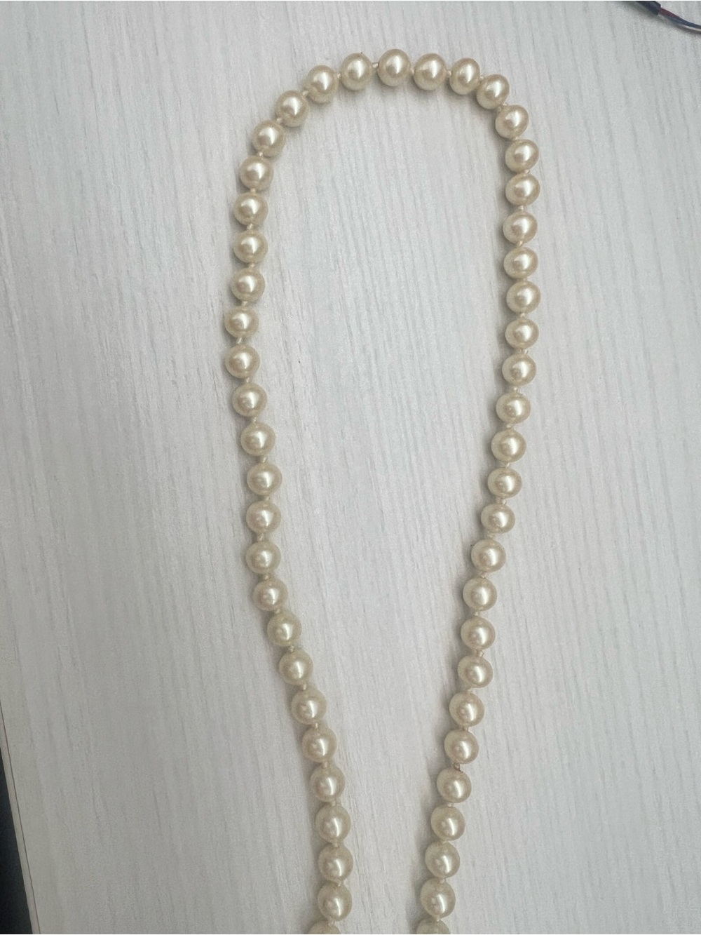 Classic Cream Pearl Necklace - Elegant Women's Jewelry - Picture 8 of 9